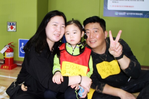 정수민 원아와 학부모는 세종어린이집 한마음 가족운동회에 참석해 "가족과 함께 땀 흘리고 웃으며 서로 더 가까워진 것 같아 행복하다”고 소감을 전했다.