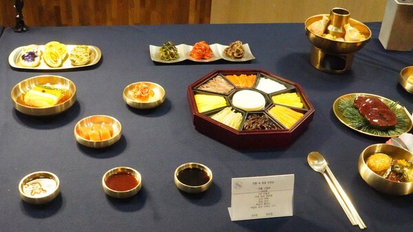 호남대학교 외식조리학과 제24회 졸업작품전에는 그동안 갈고 닦은 졸업생들의 멋진 작품들이 전시됐다.