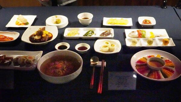 호남대학교 외식조리학과 제24회 졸업작품전에는 그동안 갈고 닦은 졸업생들의 멋진 작품들이 전시됐다.