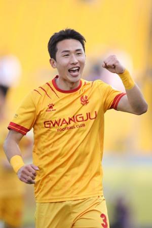 「심장이 뛰는 한 광주답게!」 &apos;파죽지세&apos; 광주FC, 포항 원정서 3연승 노린다