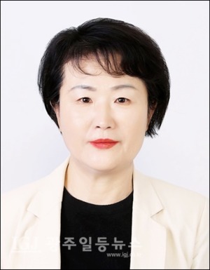 [인터뷰] 김옥심 호남대학교평생교육원 김치사관학교 주관교수, “ 맛, 영양, 건강 3박자를 갖춘 집밥 스타일 건강한 100세 시대! 100가지 건강한 반찬! 100인의 호호반찬 전문가 양성한다”