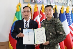 [취재현장] 이일용 육군31사단장, 광주·전남지역 안보역량 발전에 공이 큰 김지동 광주전남재향군인회 육군부회장에게 감사장 전달