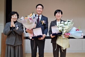 [취재현장] 강기정 광주광역시장ㆍ이정선 광주광역시교육감ㆍ 허정 에덴병원장 축하속에 (사)21세기여성발전위원회, 2025 정기총회 및 국민모범인상 시상식 성황리개최